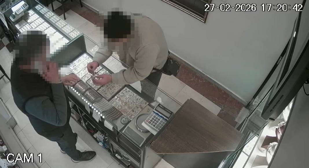 Boğazını kesip altınlarını çalmıştı: Bilezikleri kolundan nasıl keseceğini kuyumcuya sormuş 1